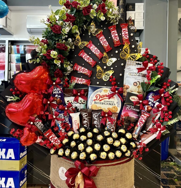 Luxury Chocolate & Ferrero Grand Gift Basket